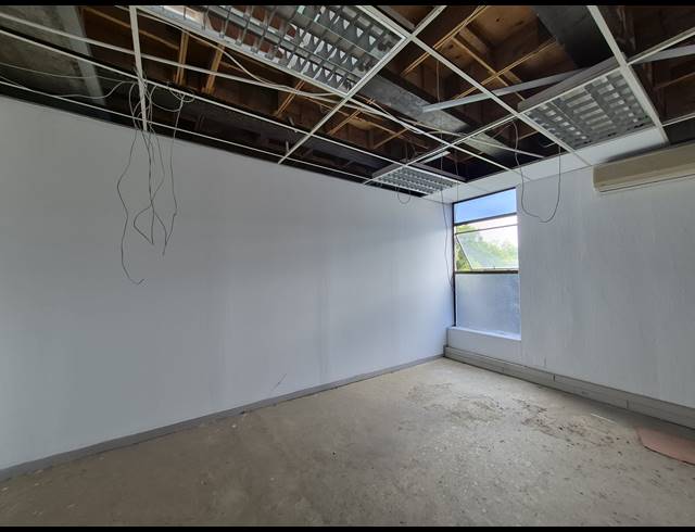 772M² OFFICE TO LET IN CRAIGHALL